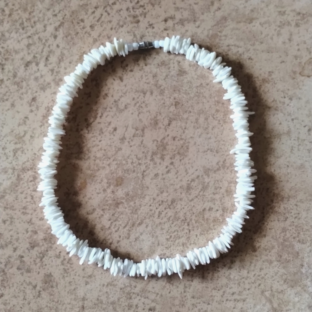 Puka Shell Choker